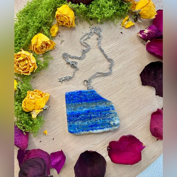 Lapis lazuli pendant necklace - Picture 2 of 4